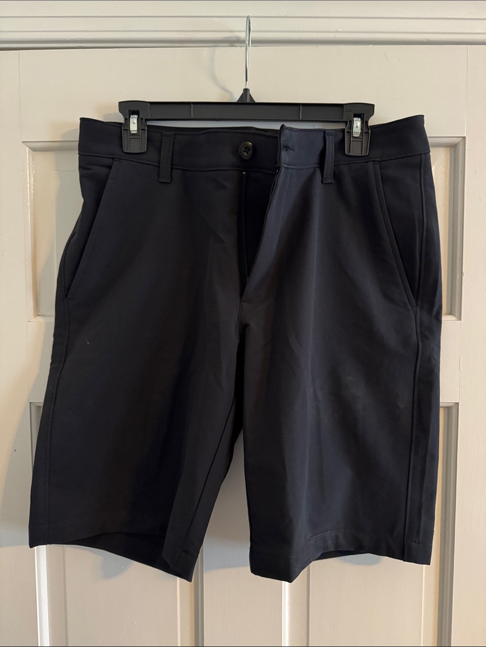 Under Armour Men’s Drive 8” golf shorts, 32” waist